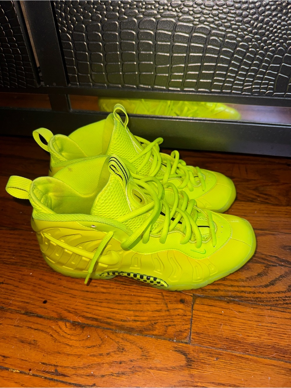 Nike Kids Neon Yellow High-Top Sneakers